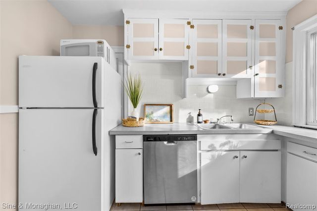 541 Jewell Street, Ferndale, MI 48220