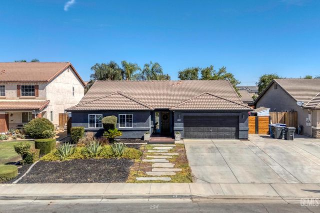 12206 Mezzadro Avenue, Bakersfield, CA 93312