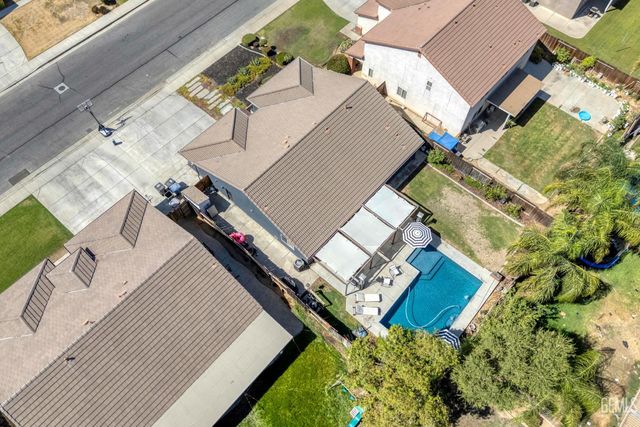 12206 Mezzadro Avenue, Bakersfield, CA 93312
