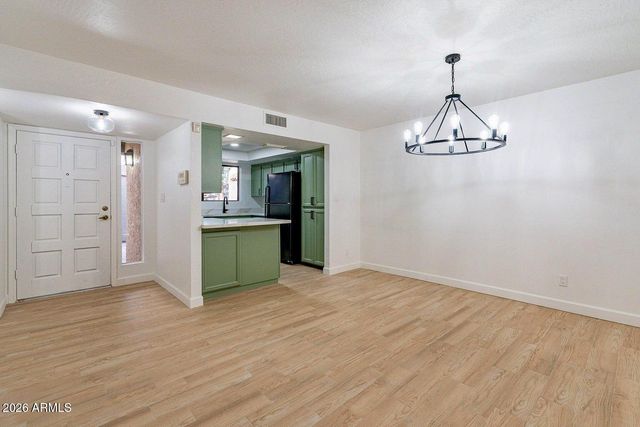 6525 N MARYLAND Circle, Phoenix, AZ 85013