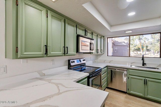 6525 N MARYLAND Circle, Phoenix, AZ 85013