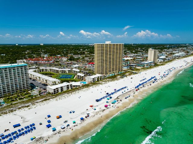 8727 Thomas Drive UNIT C40, Panama City Beach, FL 32408