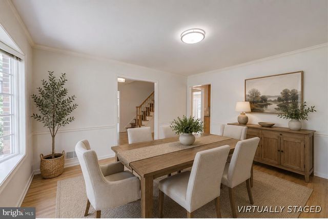 4 GUILFORD CT, Princeton Junction, NJ 08550