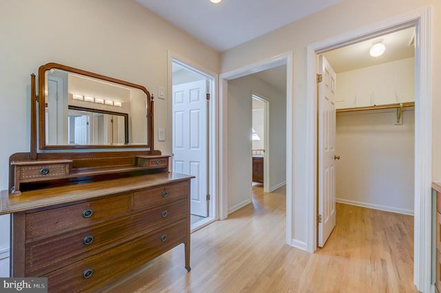 4 GUILFORD CT, Princeton Junction, NJ 08550