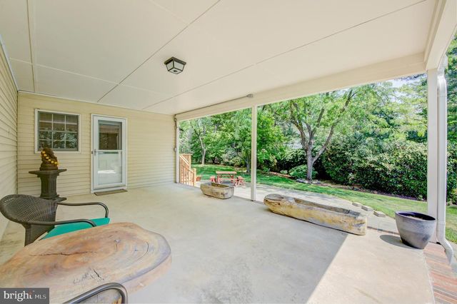 4 GUILFORD CT, Princeton Junction, NJ 08550