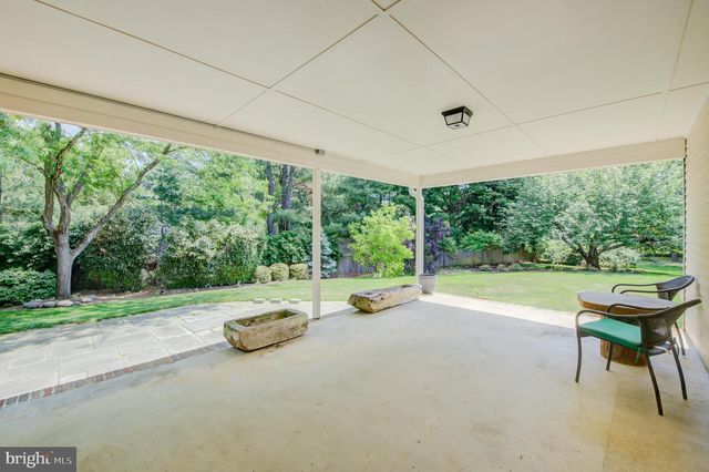 4 GUILFORD CT, Princeton Junction, NJ 08550