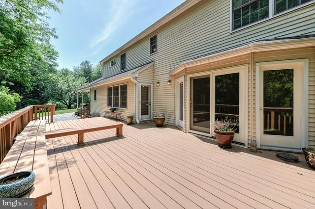4 GUILFORD CT, Princeton Junction, NJ 08550