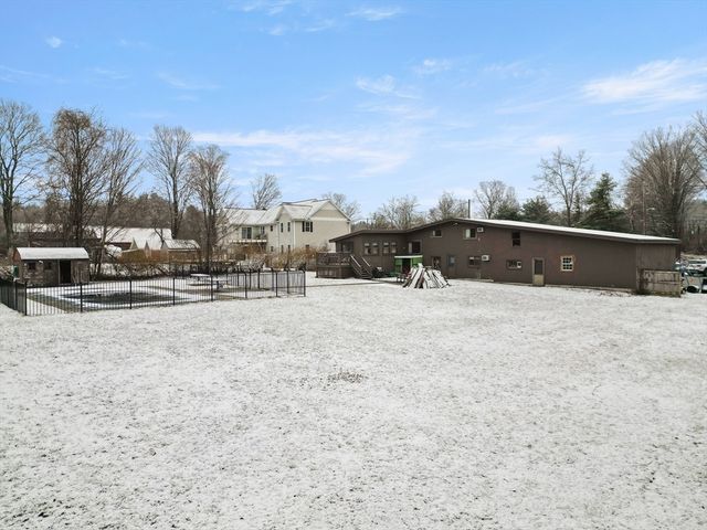 246 East Main Street, Georgetown, MA 02766