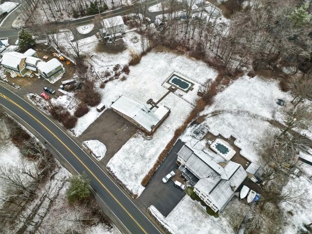 246 East Main Street, Georgetown, MA 02766