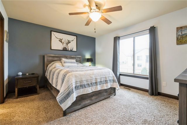 242 S Stewart St, North Liberty, IA 52317