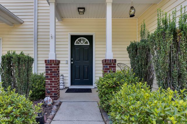 138 Cline Falls Drive, Holly Springs, NC 27540