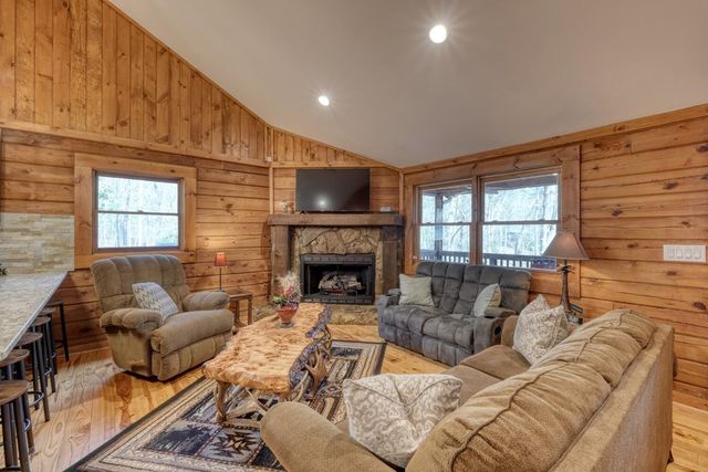450 Mull Valley Road, Morganton, GA 30560
