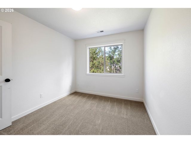16193 Nw HILDAGO Ln, Portland, OR 97229