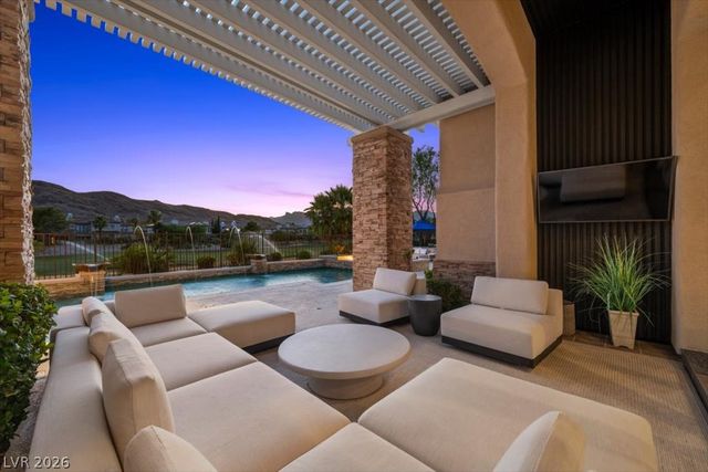 2393 Calico Creek Court, Las Vegas, NV 89135
