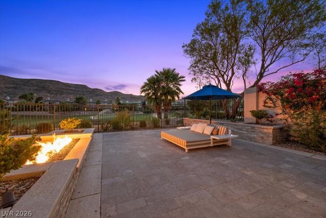 2393 Calico Creek Court, Las Vegas, NV 89135