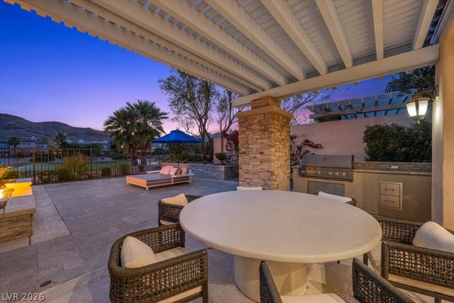 2393 Calico Creek Court, Las Vegas, NV 89135