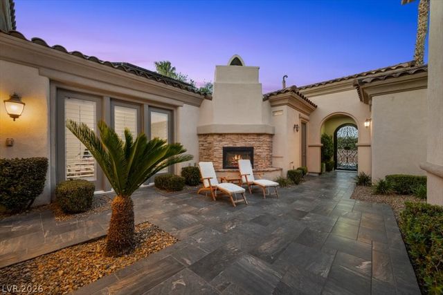 2393 Calico Creek Court, Las Vegas, NV 89135