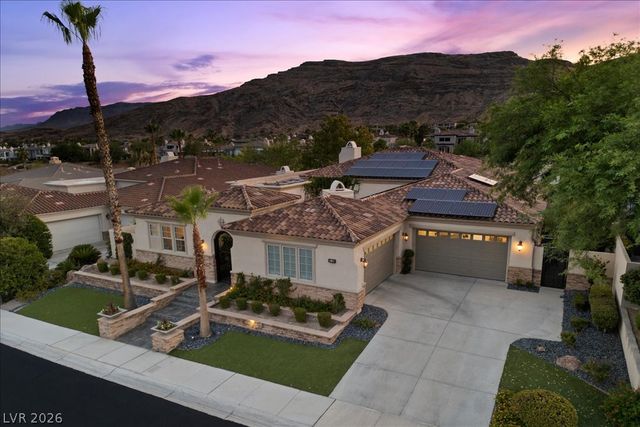 2393 Calico Creek Court, Las Vegas, NV 89135