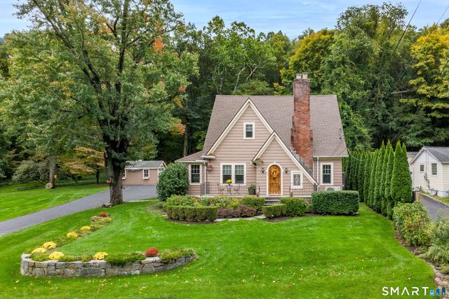 72 Dodgingtown Road, Bethel, CT 06801