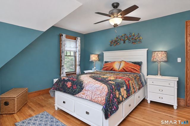 72 Dodgingtown Road, Bethel, CT 06801