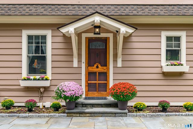 72 Dodgingtown Road, Bethel, CT 06801