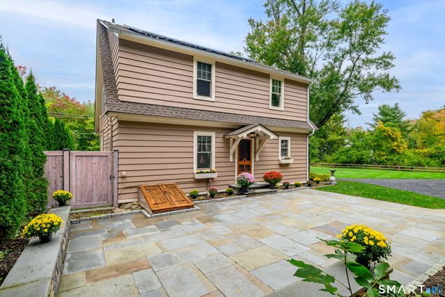 72 Dodgingtown Road, Bethel, CT 06801