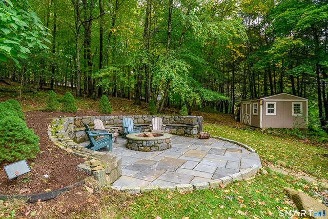 72 Dodgingtown Road, Bethel, CT 06801