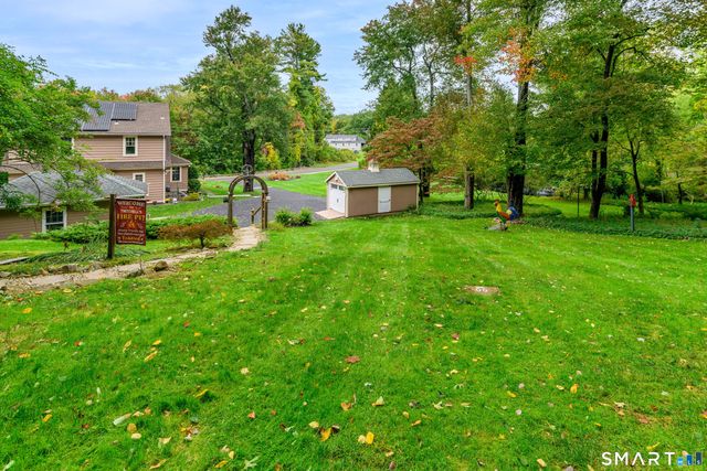 72 Dodgingtown Road, Bethel, CT 06801