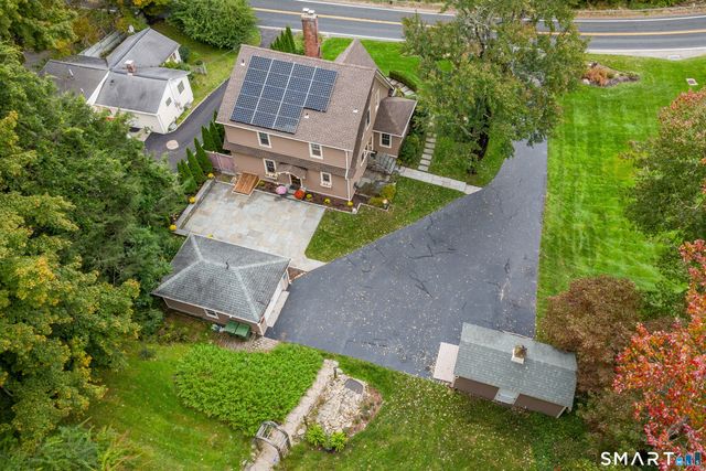 72 Dodgingtown Road, Bethel, CT 06801