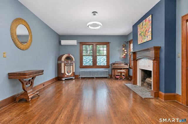 72 Dodgingtown Road, Bethel, CT 06801