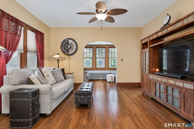 72 Dodgingtown Road, Bethel, CT 06801