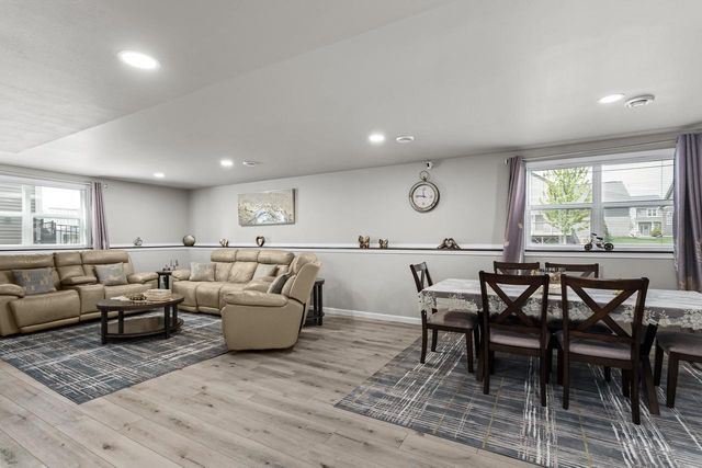 1910 Swainson Drive, Verona, WI 53593
