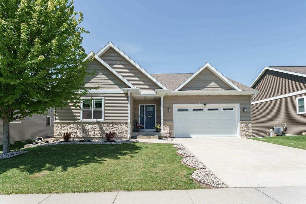 1910 Swainson Drive, Verona, WI 53593