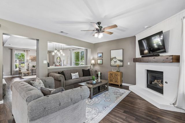 805 Lake Shadow Drive, Lavon, TX 75166