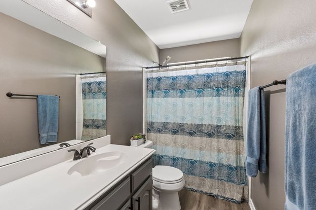 805 Lake Shadow Drive, Lavon, TX 75166