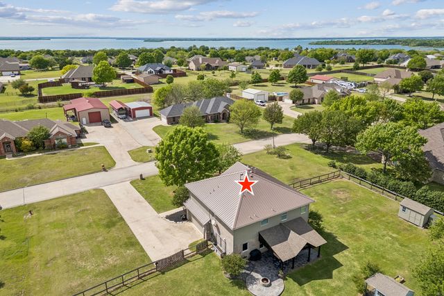 805 Lake Shadow Drive, Lavon, TX 75166