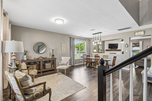 805 Lake Shadow Drive, Lavon, TX 75166