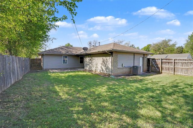 4307 S Detroit Avenue, Tulsa, OK 74105