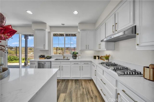 35640 Sainte Foy, Murrieta, CA 92563