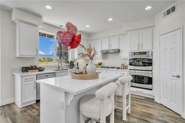 35640 Sainte Foy, Murrieta, CA 92563