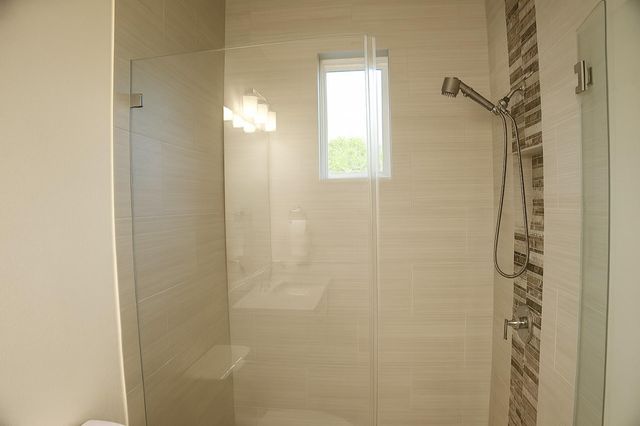 120 Woodland Hills DR, Georgetown, TX 78633