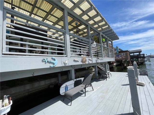 15321 Beaufort Ct, Corpus Christi, TX 78418