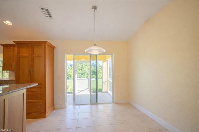 2516 13th ST SW, Lehigh Acres, FL 33976