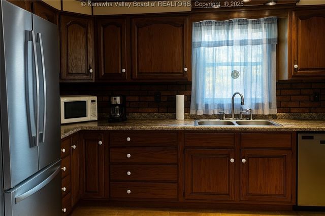 2083 Brickyard Road, Princeton, WV 24740