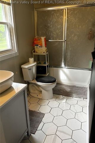 2083 Brickyard Road, Princeton, WV 24740