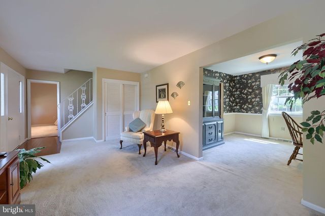 2143 BROCKTON RD, Lancaster, PA 17601