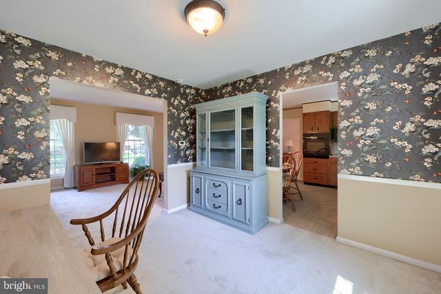 2143 BROCKTON RD, Lancaster, PA 17601