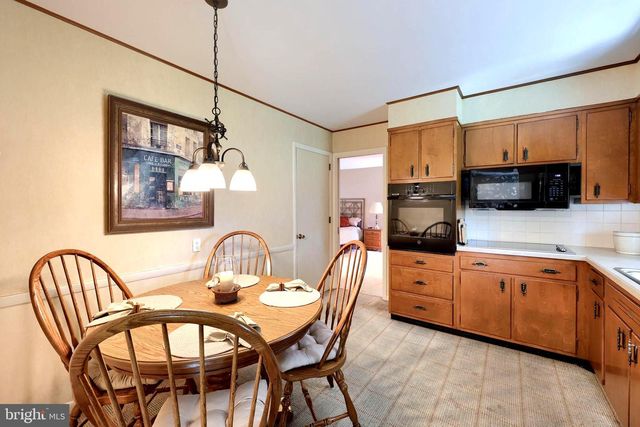 2143 BROCKTON RD, Lancaster, PA 17601