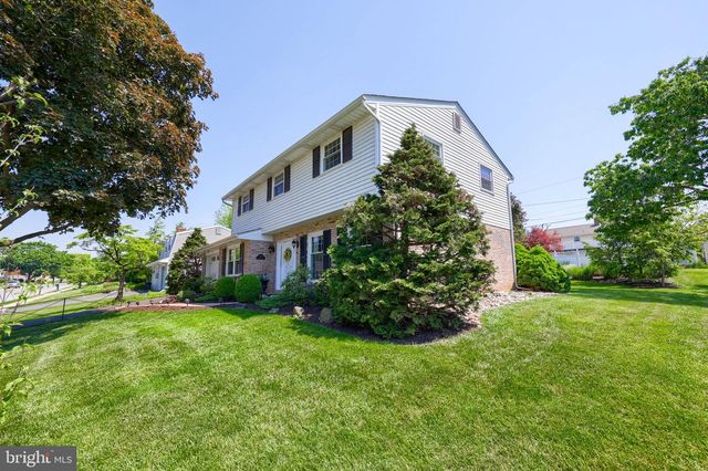 2143 BROCKTON RD, Lancaster, PA 17601