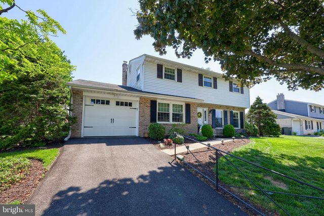 2143 BROCKTON RD, Lancaster, PA 17601